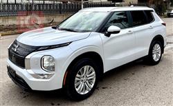 ميتسوبيشي اوتلاندر